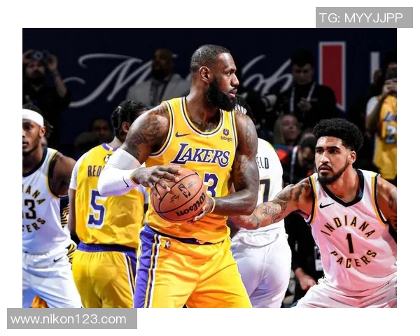 詹姆斯全能表现助力湖人轻取凯尔特人20分14篮板展现王者风范 詹姆斯全能表现助力湖人轻取凯尔特人20分14篮板展现王者风范