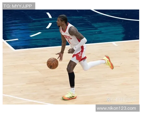 涨球了?!瓦塞尔出战22分钟 8投6中砍下18分4篮板2助攻 涨球了?!瓦塞尔出战22分钟 8投6中砍下18分4篮板2助攻