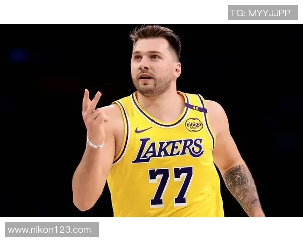 詹姆斯“阳谋”成功东契奇带队两连败湖人季前赛1胜5负 詹姆斯“阳谋”成功东契奇带队两连败湖人季前赛1胜5负