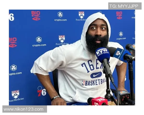 哈登谈小卡单场55分:这一天让大家久等了 我为他感到无比开心 哈登谈小卡单场55分:这一天让大家久等了 我为他感到无比开心