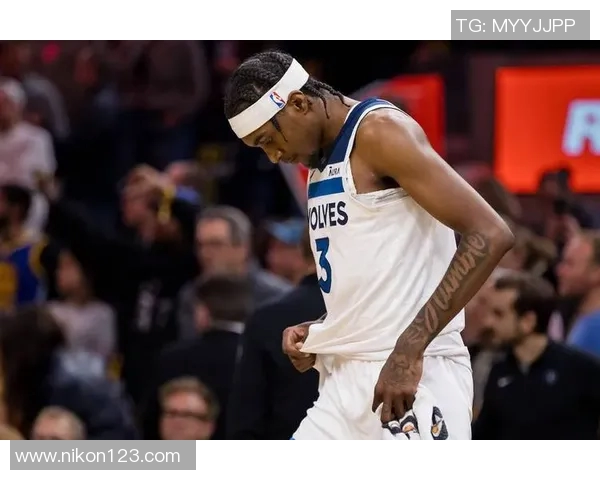 填满数据栏！麦克丹尼尔斯16投7中&罚球2中2得18分6板6助1断1帽